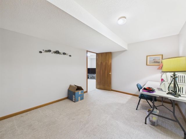 58 Quayle Run Street, Huntington, IN 46750