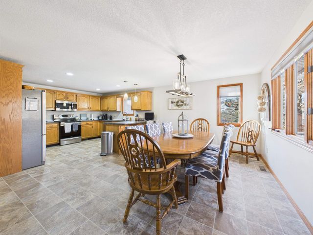 58 Quayle Run Street, Huntington, IN 46750