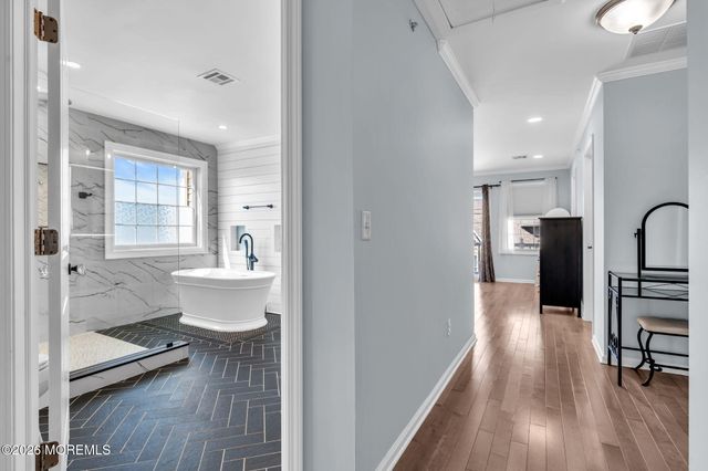 201 Gateway Court 1, Union Beach, NJ 07735