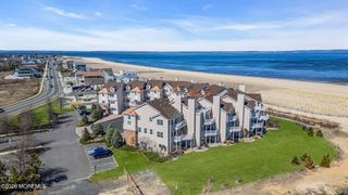 201 Gateway Court 1, Union Beach, NJ 07735