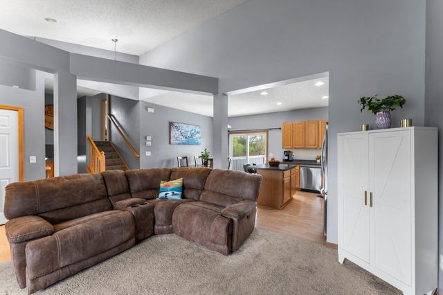 305 Garfield Avenue S, Montrose, MN 55363