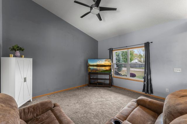 305 Garfield Avenue S, Montrose, MN 55363