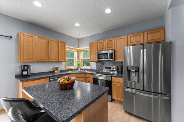 305 Garfield Avenue S, Montrose, MN 55363