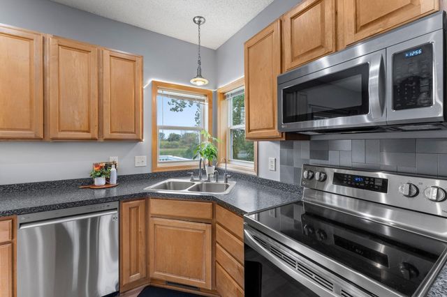 305 Garfield Avenue S, Montrose, MN 55363