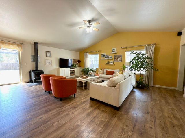 16923 Torrance Road, Bend, OR 97707