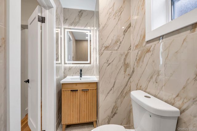 1517 Gillespie Avenue, Bronx, NY 10461