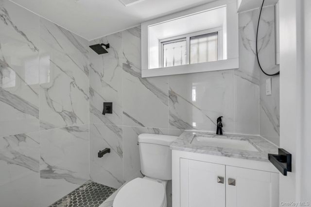 1517 Gillespie Avenue, Bronx, NY 10461