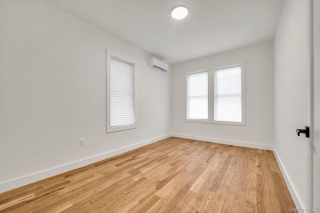 1517 Gillespie Avenue, Bronx, NY 10461