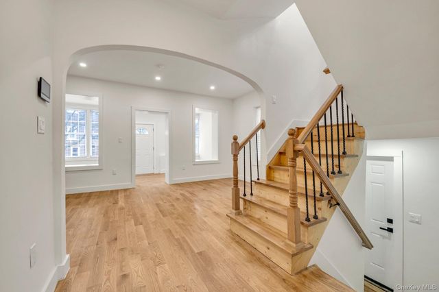 1517 Gillespie Avenue, Bronx, NY 10461