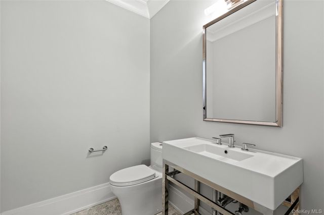 25 HUNT Place, Rye, NY 10580