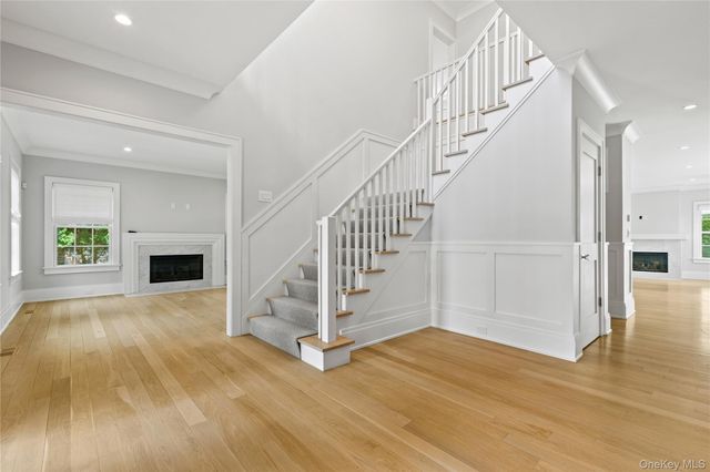 25 HUNT Place, Rye, NY 10580