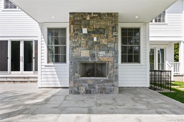 25 HUNT Place, Rye, NY 10580