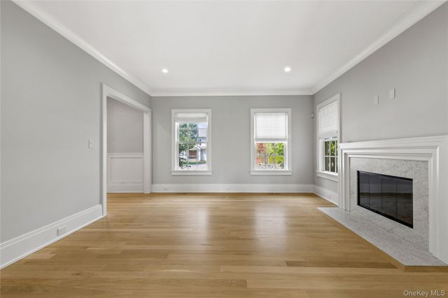 25 HUNT Place, Rye, NY 10580