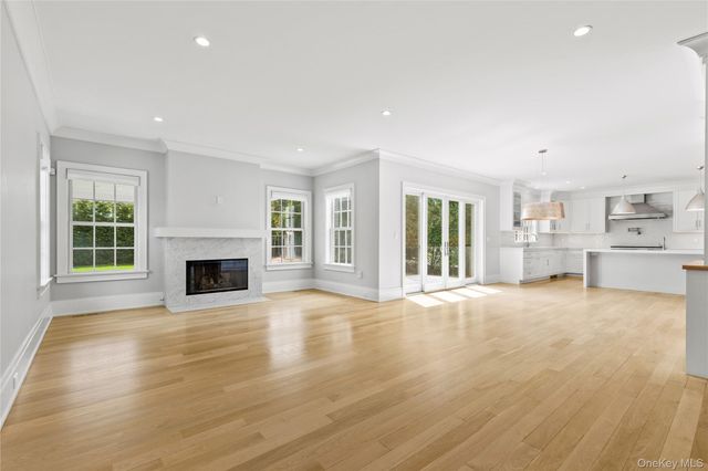 25 HUNT Place, Rye, NY 10580