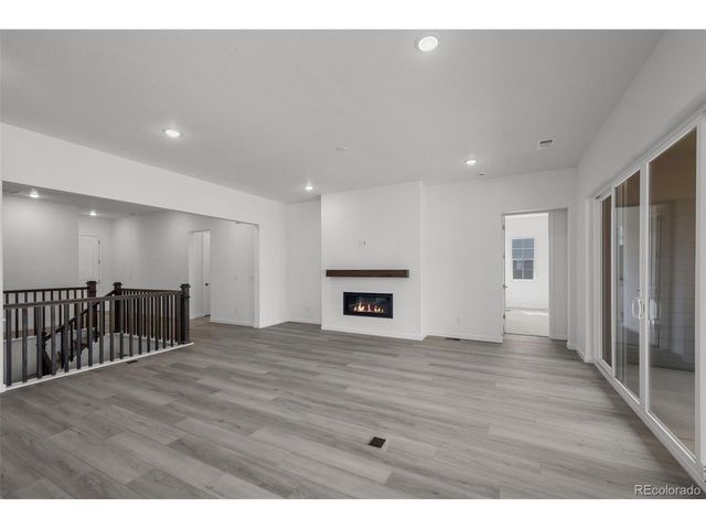 3807 Emerald Shore Cir, Loveland, CO 80538
