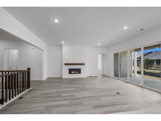 3807 Emerald Shore Cir, Loveland, CO 80538