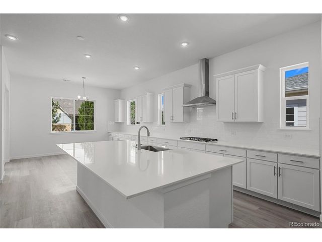 3807 Emerald Shore Cir, Loveland, CO 80538