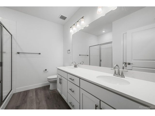 3807 Emerald Shore Cir, Loveland, CO 80538