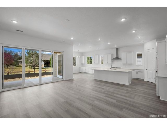 3807 Emerald Shore Cir, Loveland, CO 80538