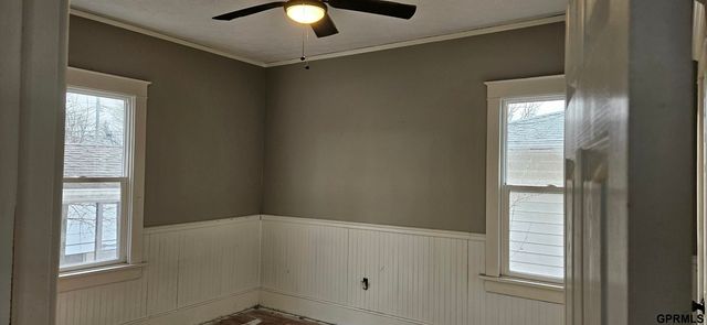 1555 E 1 Street, Fremont, NE 68028