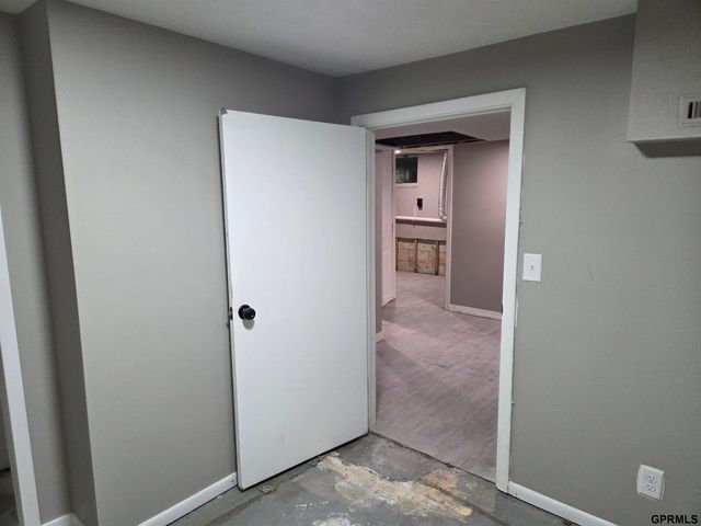 1555 E 1 Street, Fremont, NE 68028