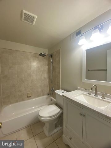 13424 KEATING DR, Woodbridge, VA 22193