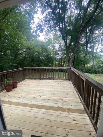 13424 KEATING DR, Woodbridge, VA 22193