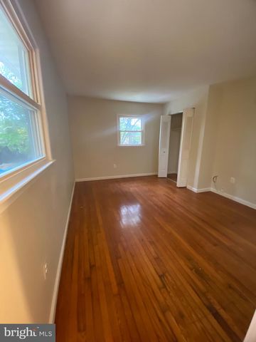 13424 KEATING DR, Woodbridge, VA 22193