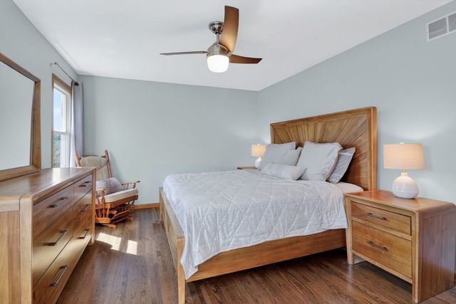 2123 Green Valley Road, Darien, IL 60561