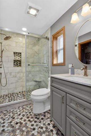 2123 Green Valley Road, Darien, IL 60561