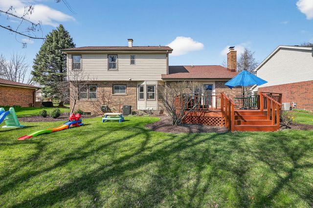 2123 Green Valley Road, Darien, IL 60561