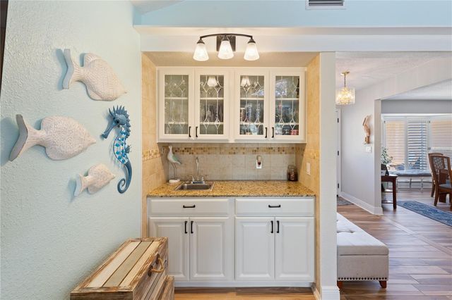 405 HOLLY HILL ROAD, Oldsmar, FL 34677