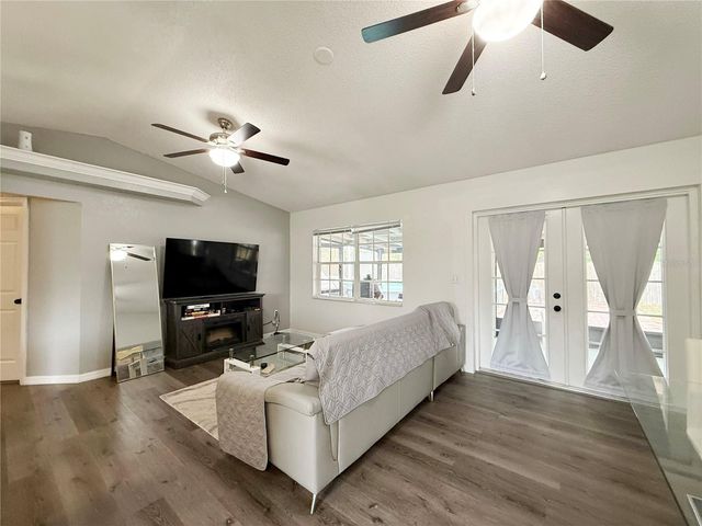 2211 HOWARD WEST AVENUE, Winter Haven, FL 33880