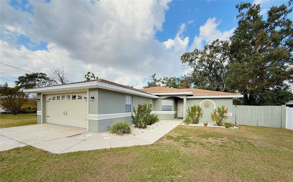 2211 HOWARD WEST AVENUE, Winter Haven, FL 33880