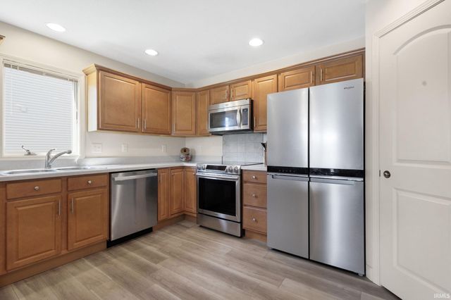 2210 Timberstone Drive, Elkhart, IN 46514