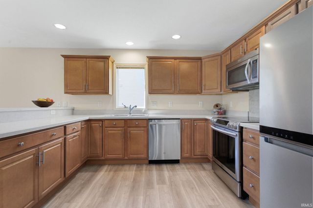 2210 Timberstone Drive, Elkhart, IN 46514