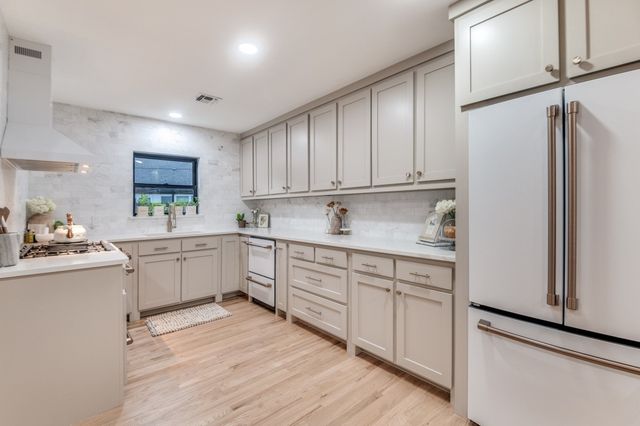 4613 Norwich Drive, Fort Worth, TX 76109