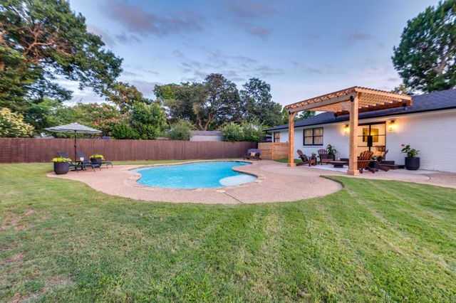 4613 Norwich Drive, Fort Worth, TX 76109