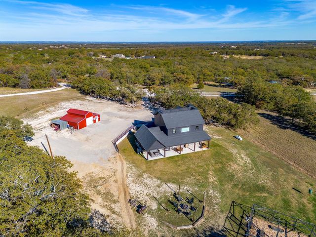 194 County Road 3551, Paradise, TX 76073