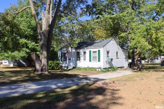 1123 W PURTSCHER Drive, Peoria, IL 61614