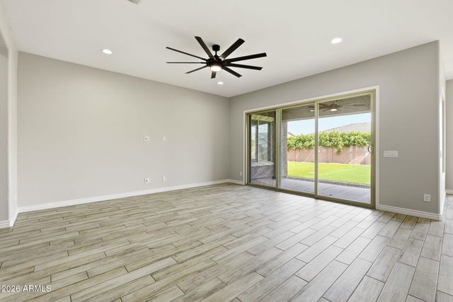 18814 E WALNUT Drive, Queen Creek, AZ 85142