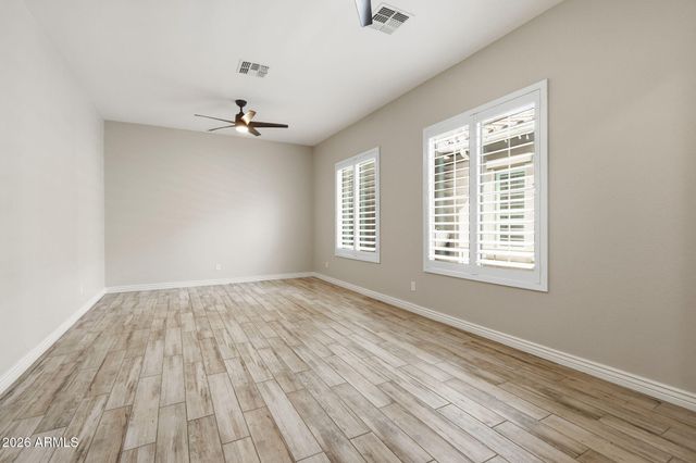 18814 E WALNUT Drive, Queen Creek, AZ 85142