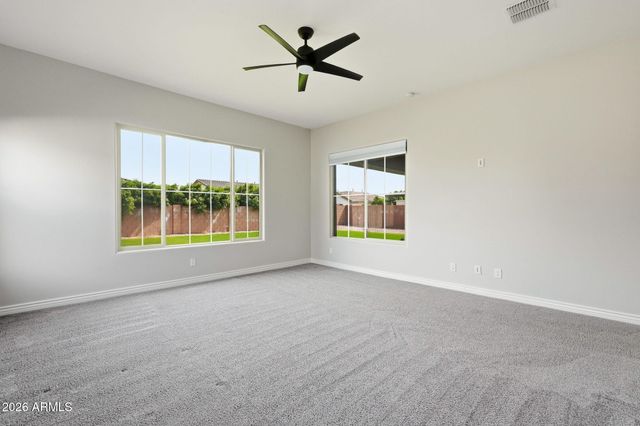 18814 E WALNUT Drive, Queen Creek, AZ 85142