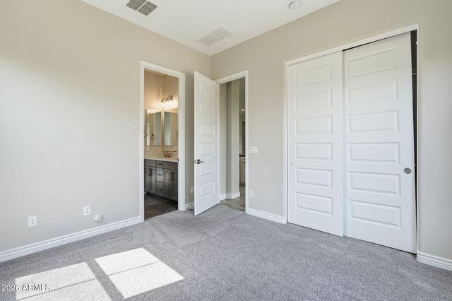 18814 E WALNUT Drive, Queen Creek, AZ 85142