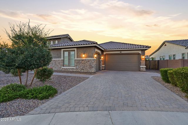 18814 E WALNUT Drive, Queen Creek, AZ 85142