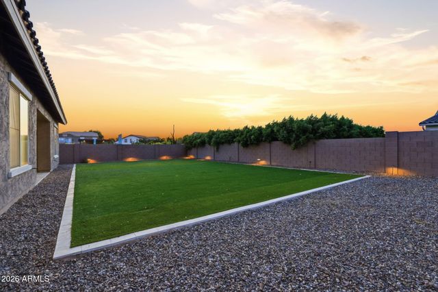 18814 E WALNUT Drive, Queen Creek, AZ 85142
