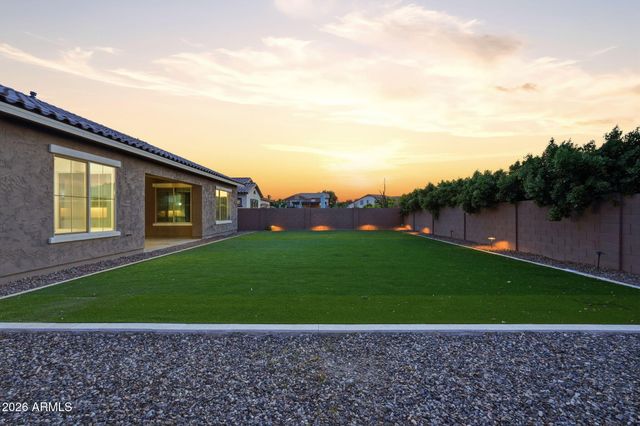 18814 E WALNUT Drive, Queen Creek, AZ 85142