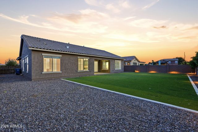 18814 E WALNUT Drive, Queen Creek, AZ 85142