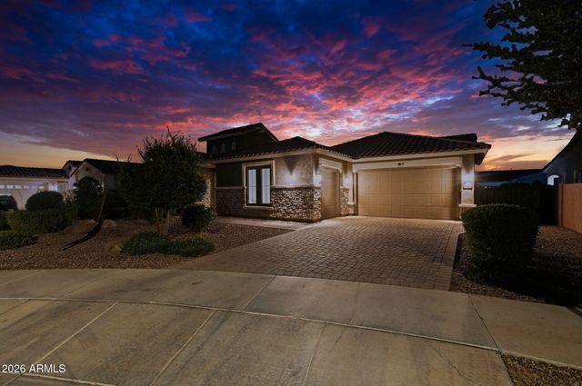 18814 E WALNUT Drive, Queen Creek, AZ 85142