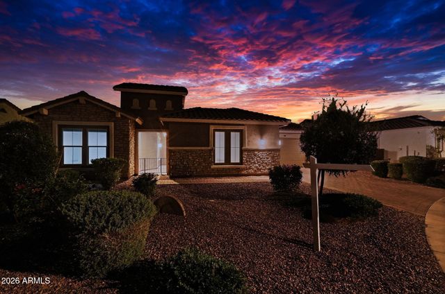 18814 E WALNUT Drive, Queen Creek, AZ 85142
